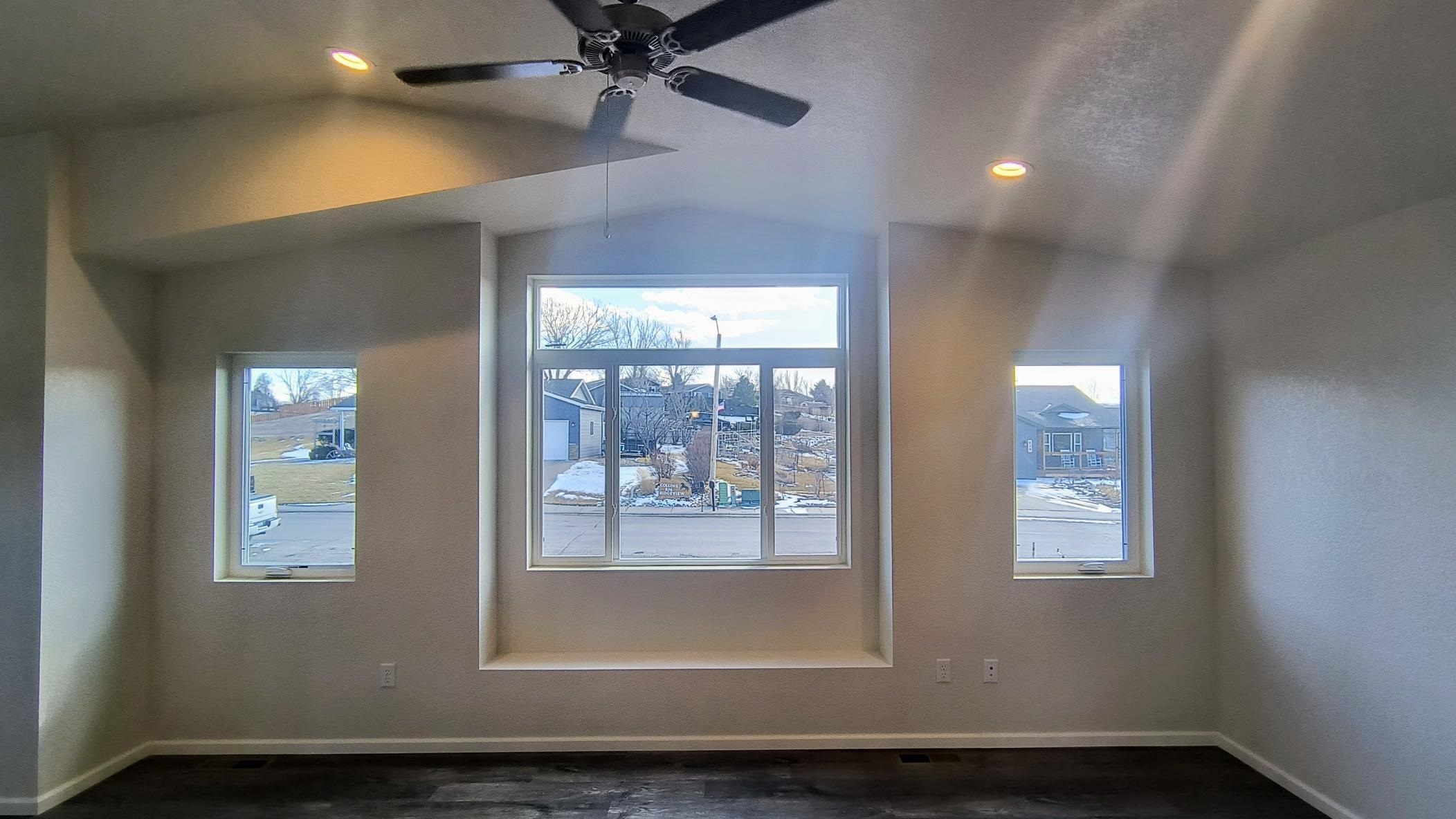 Property Photo:  833 Ridgeview Street  SD 57717 