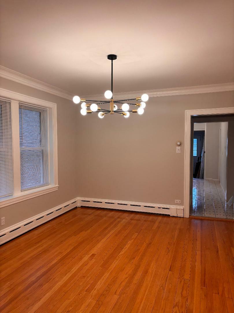 Property Photo: 5642 N Bernard Street 1 IL 60659