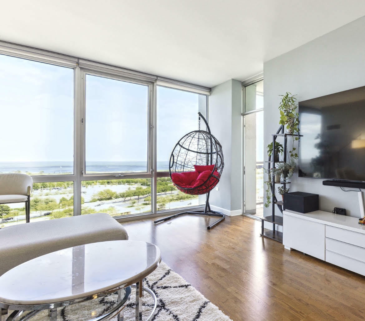 Property Photo: 1629 S Prairie Avenue 1503 IL 60616