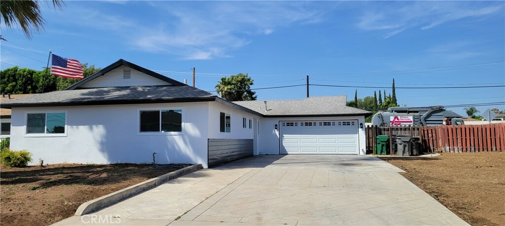 Property Photo: 3355 Debbie Lane CA 92501