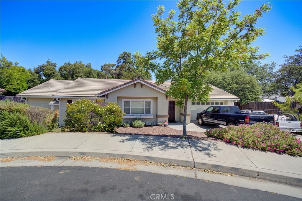 Property Photo:  9024 Cascada Road  CA 93422 