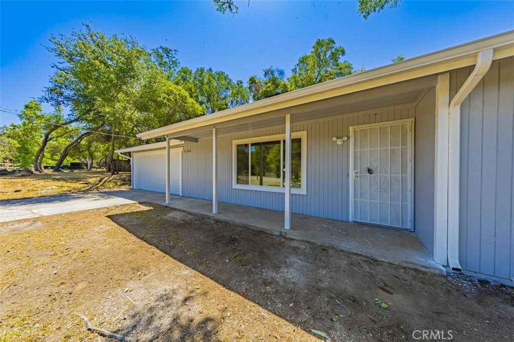 Property Photo: 47200 Oneida Avenue CA 93614