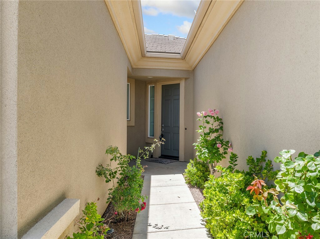 Property Photo: 19301 Galloping Hill Road CA 92308