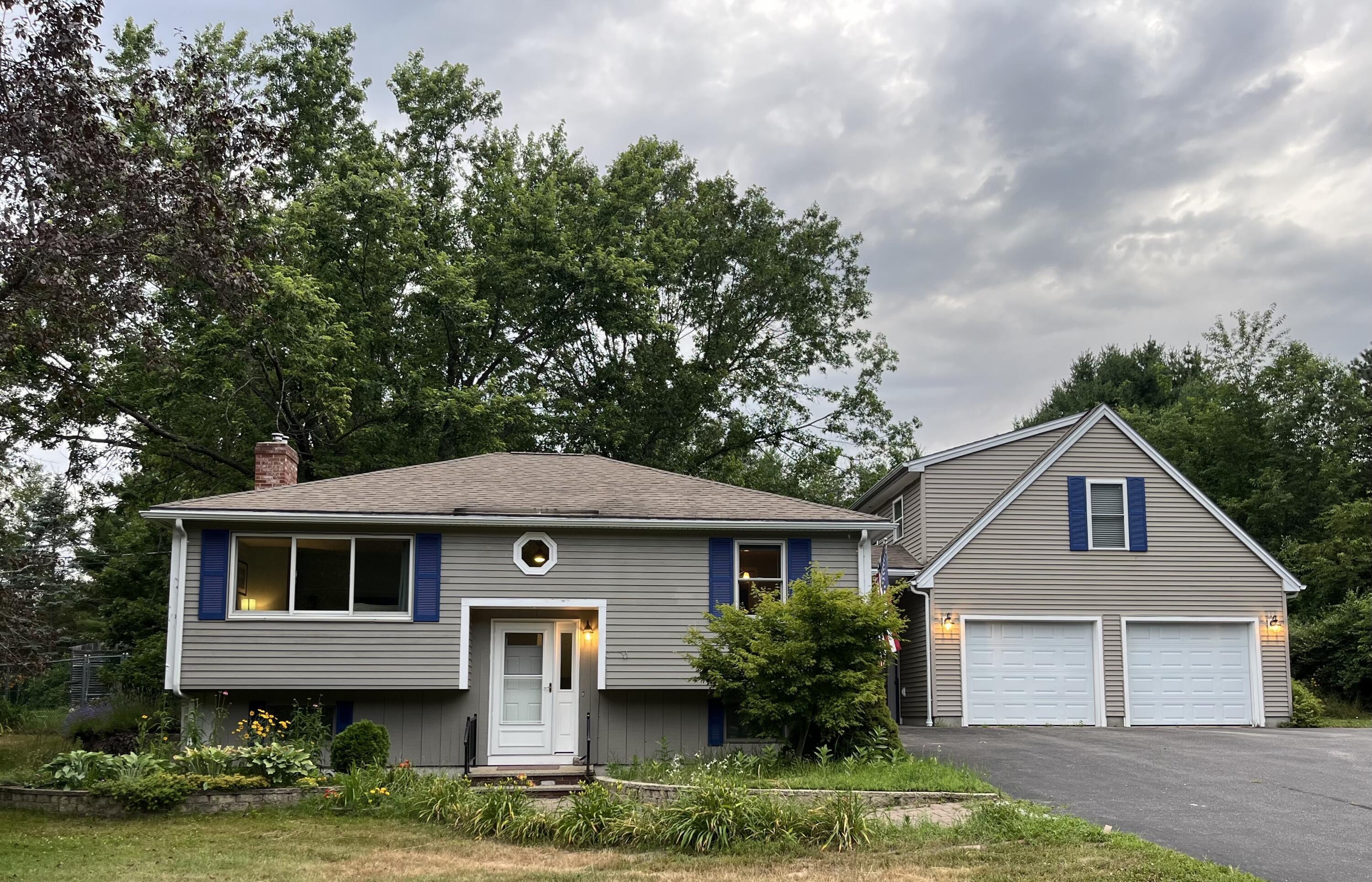 Property Photo: 39 Thompson Street ME 04090