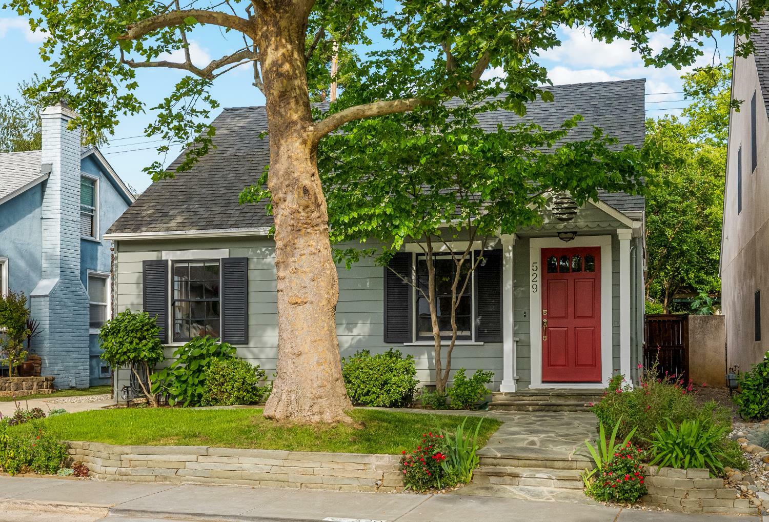 Property Photo: 529 San Antonio Way CA 95819