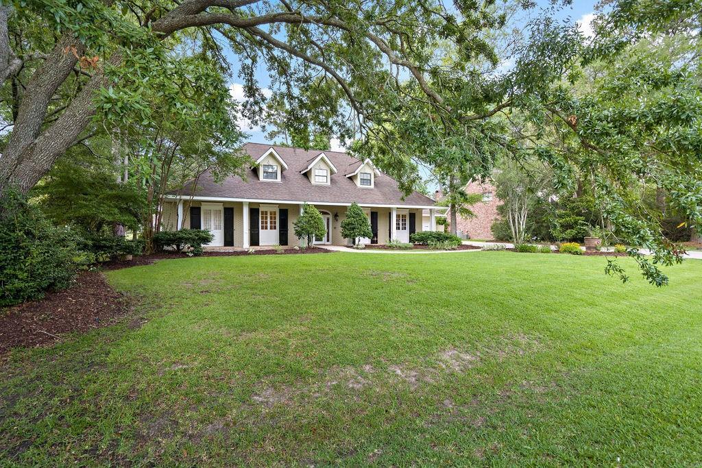 Property Photo: 553 Beau Chene Drive LA 70471