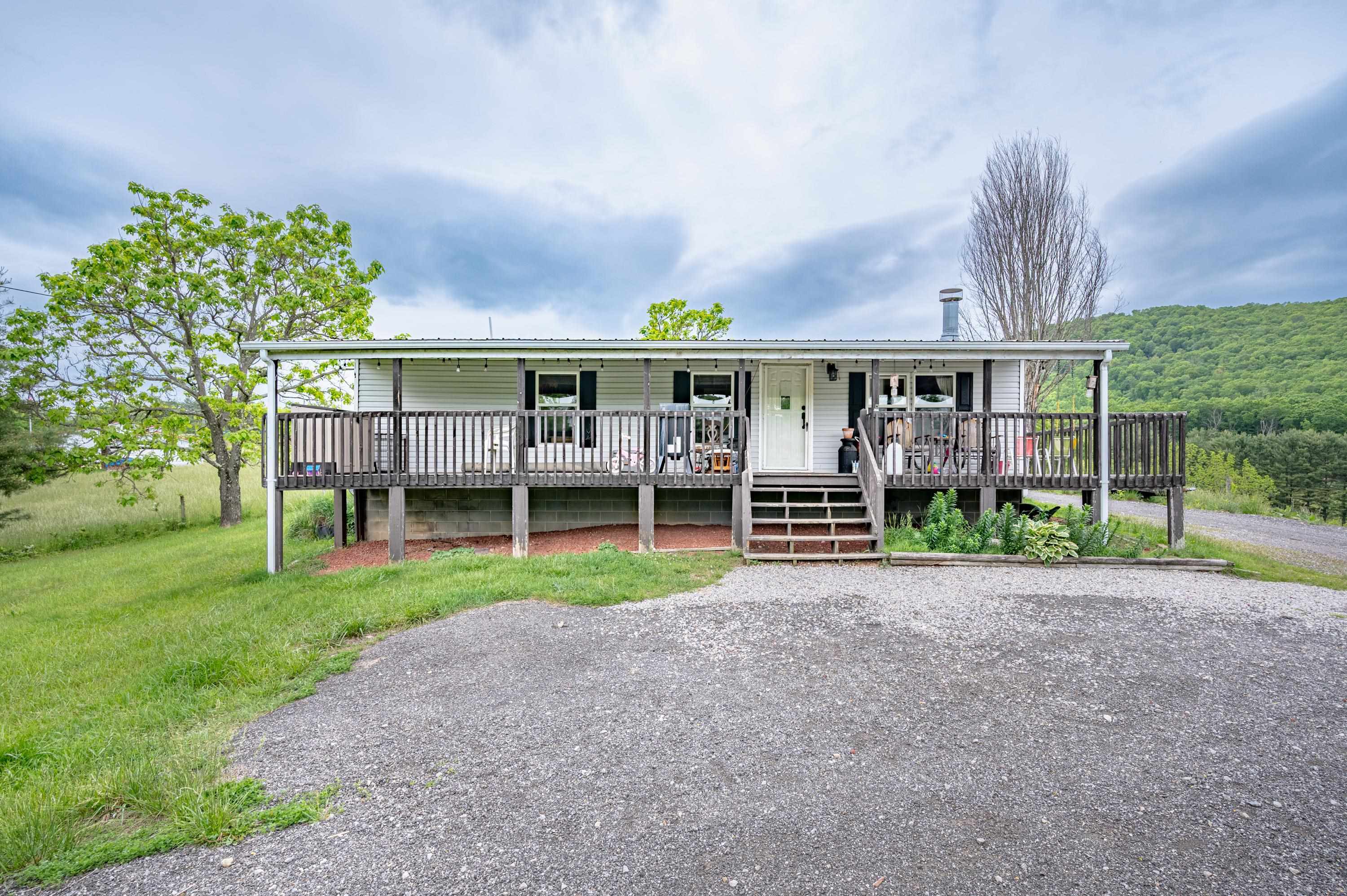 Property Photo: 5877 Cumberland Gap Road VA 24128