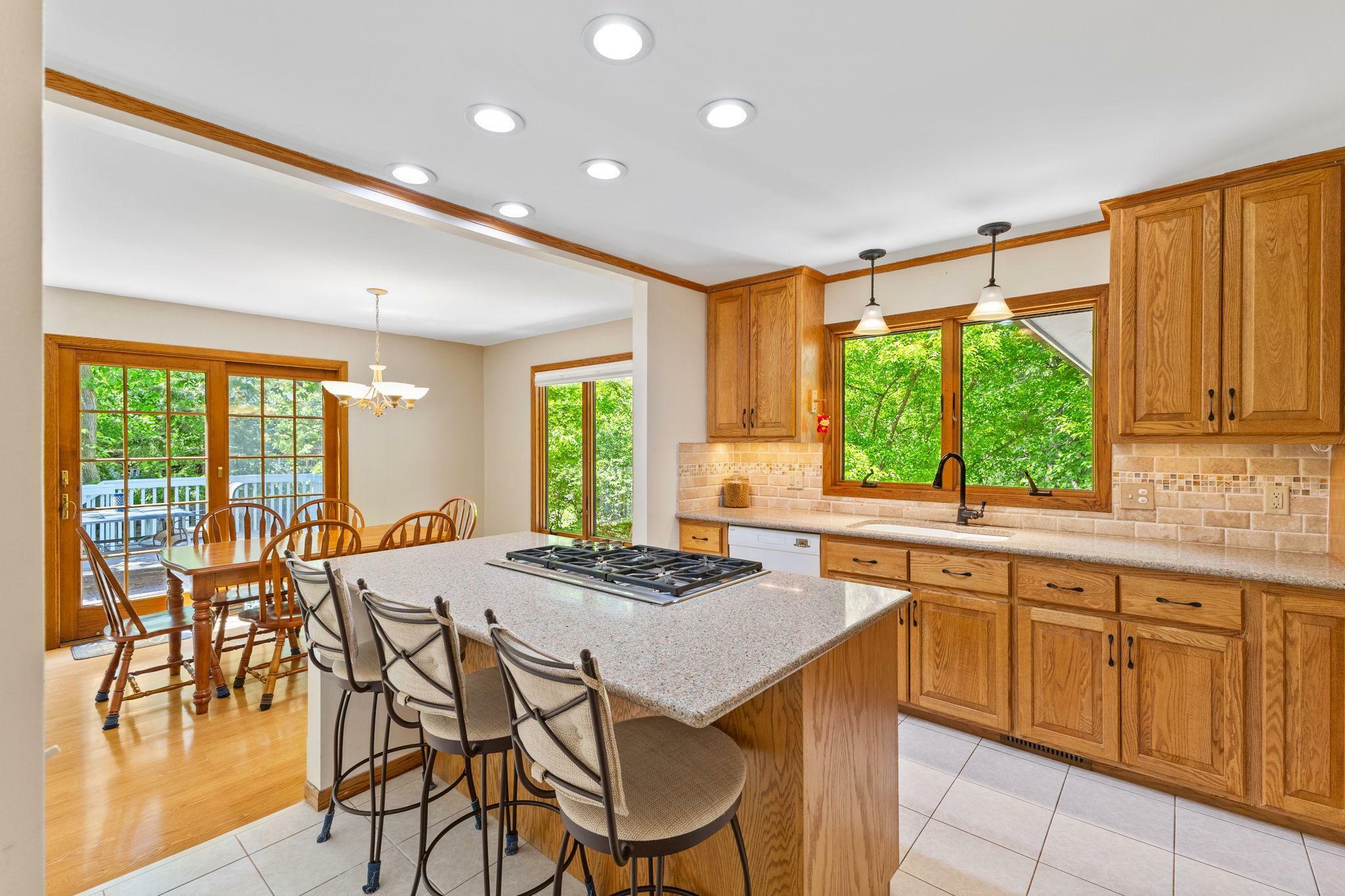 Property Photo: 9553 Woodridge Circle MN 55347