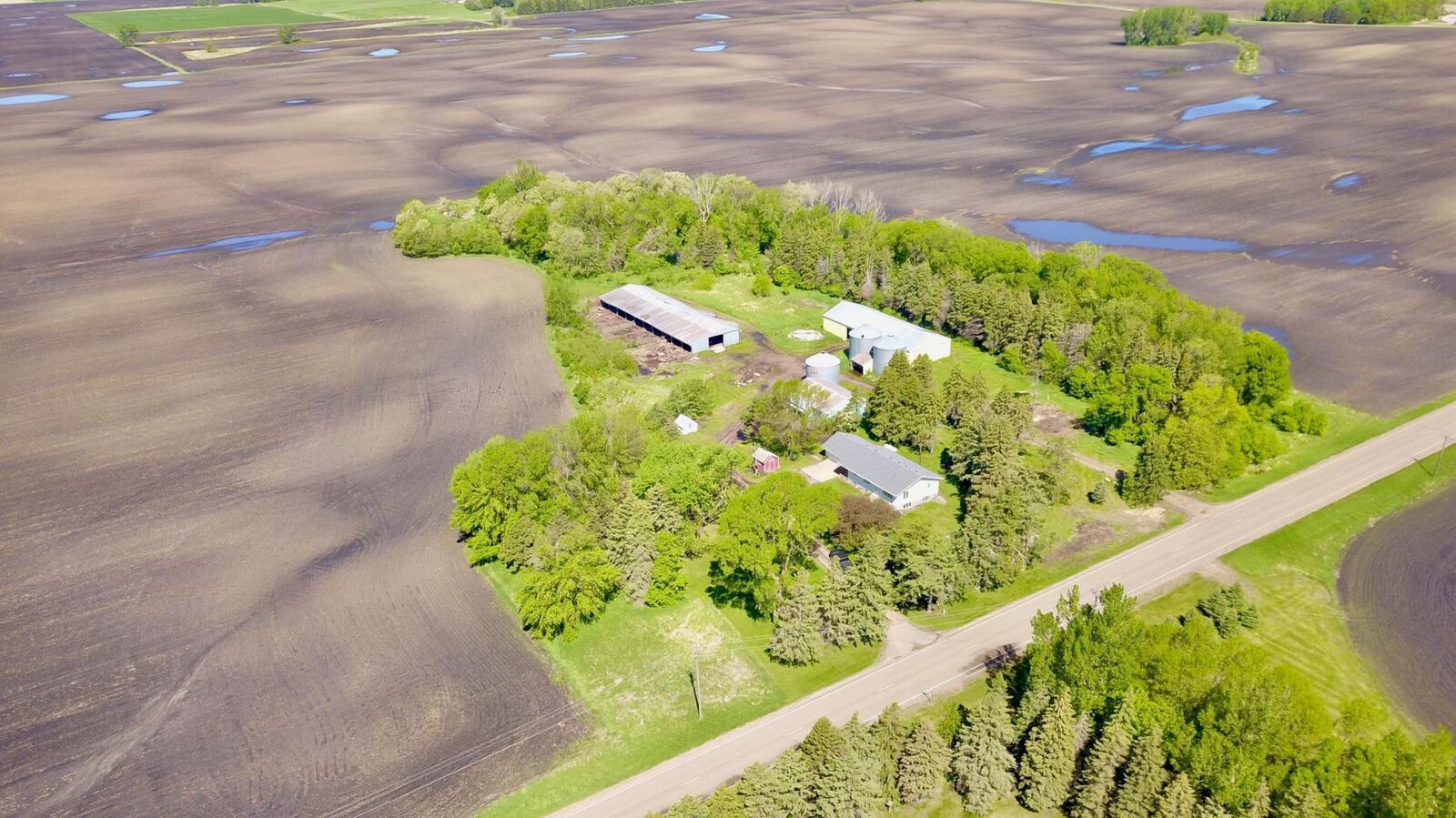 Property Photo:  41477 County Road 183  MN 56378 