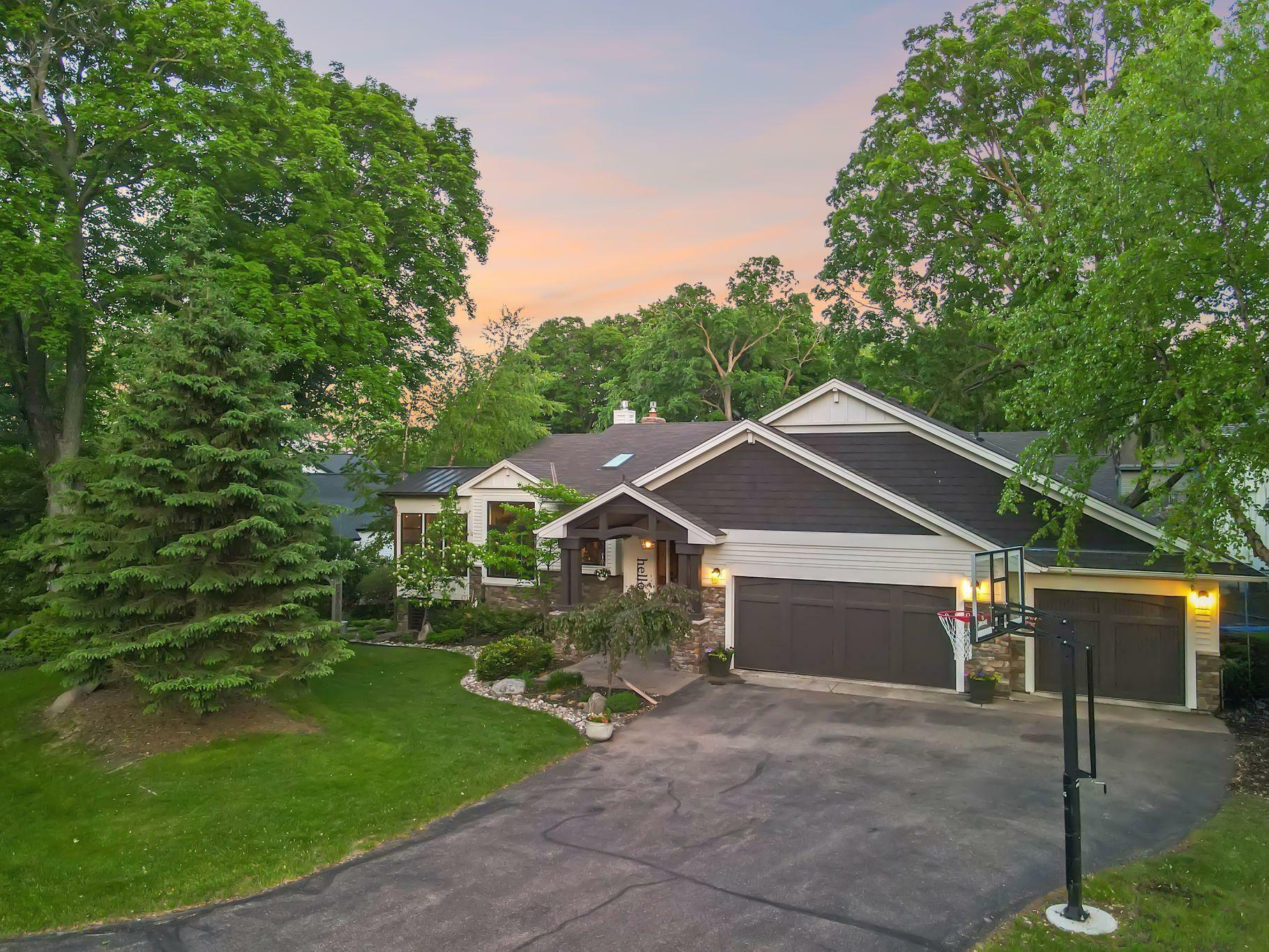 Property Photo:  3115 Old County Road  MN 55391 