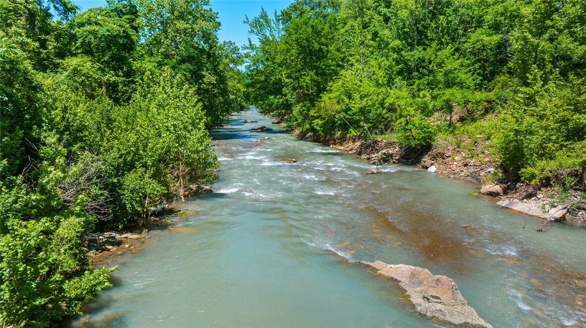 Property Photo: 16638 Hazel Valley Road AR 72701