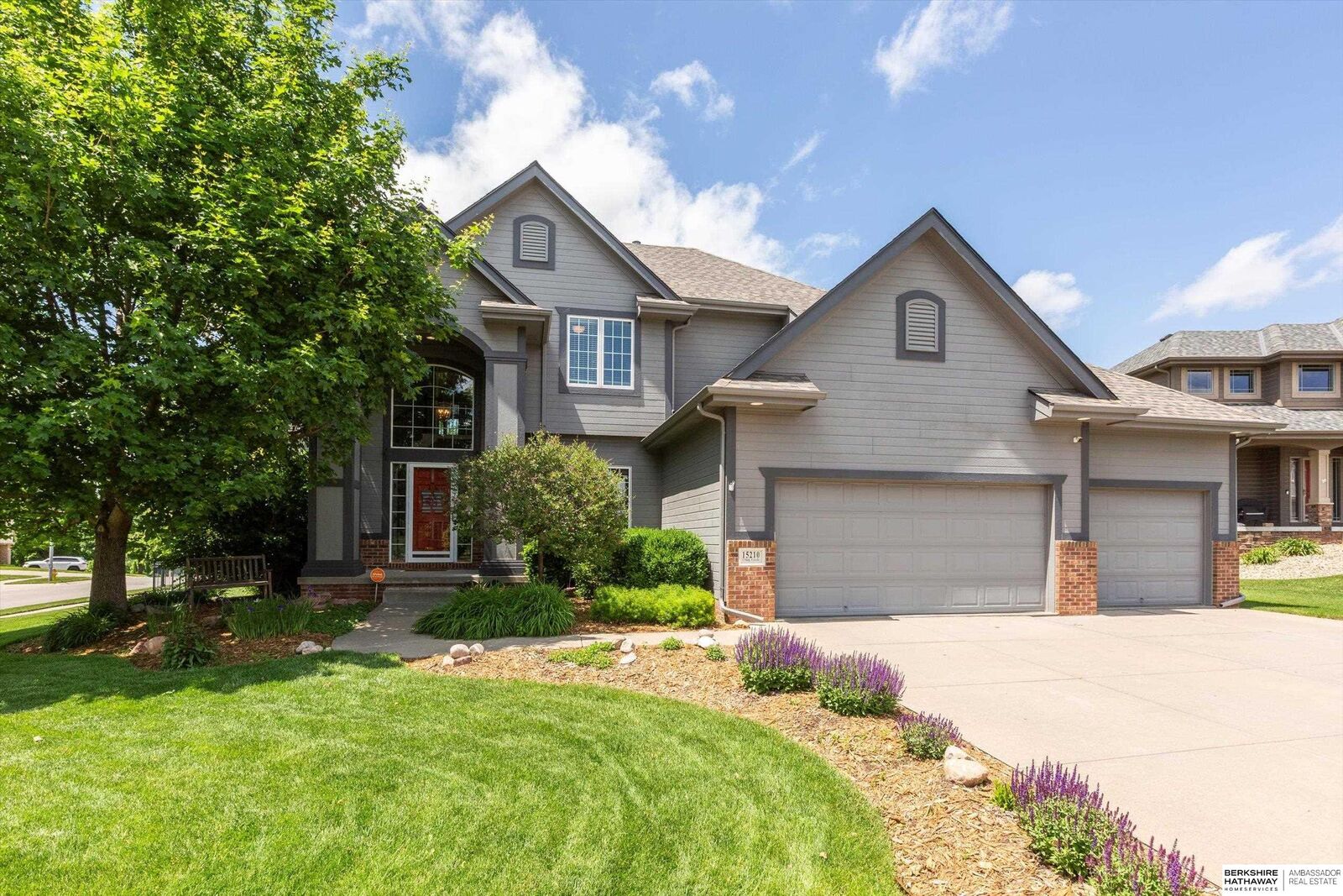 Property Photo:  15210 Craig Circle  NE 68007 