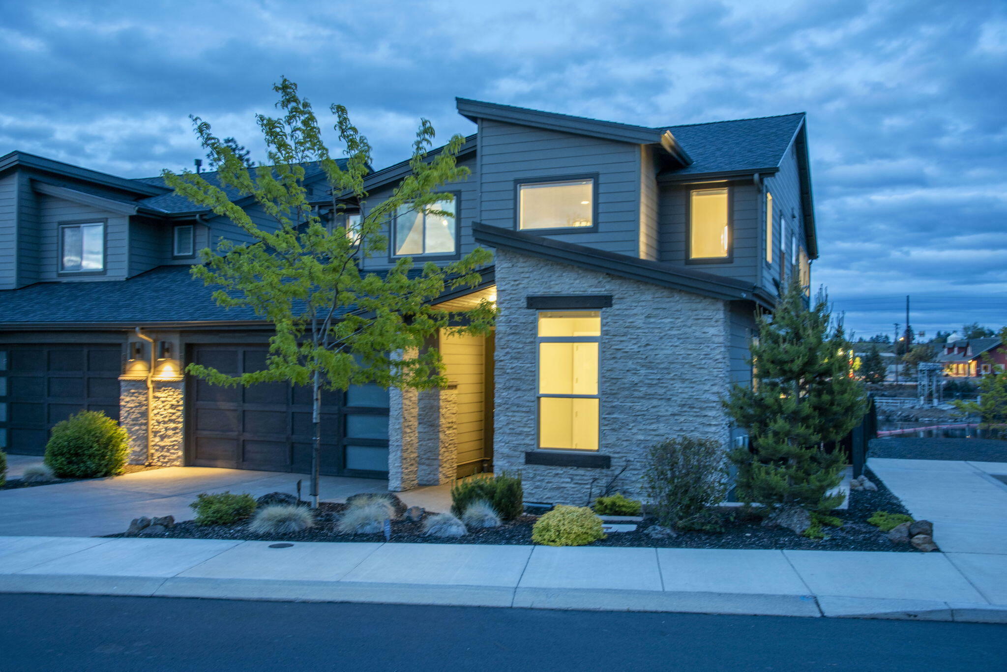 Property Photo:  2594 NW Rippling River Court  OR 97703 