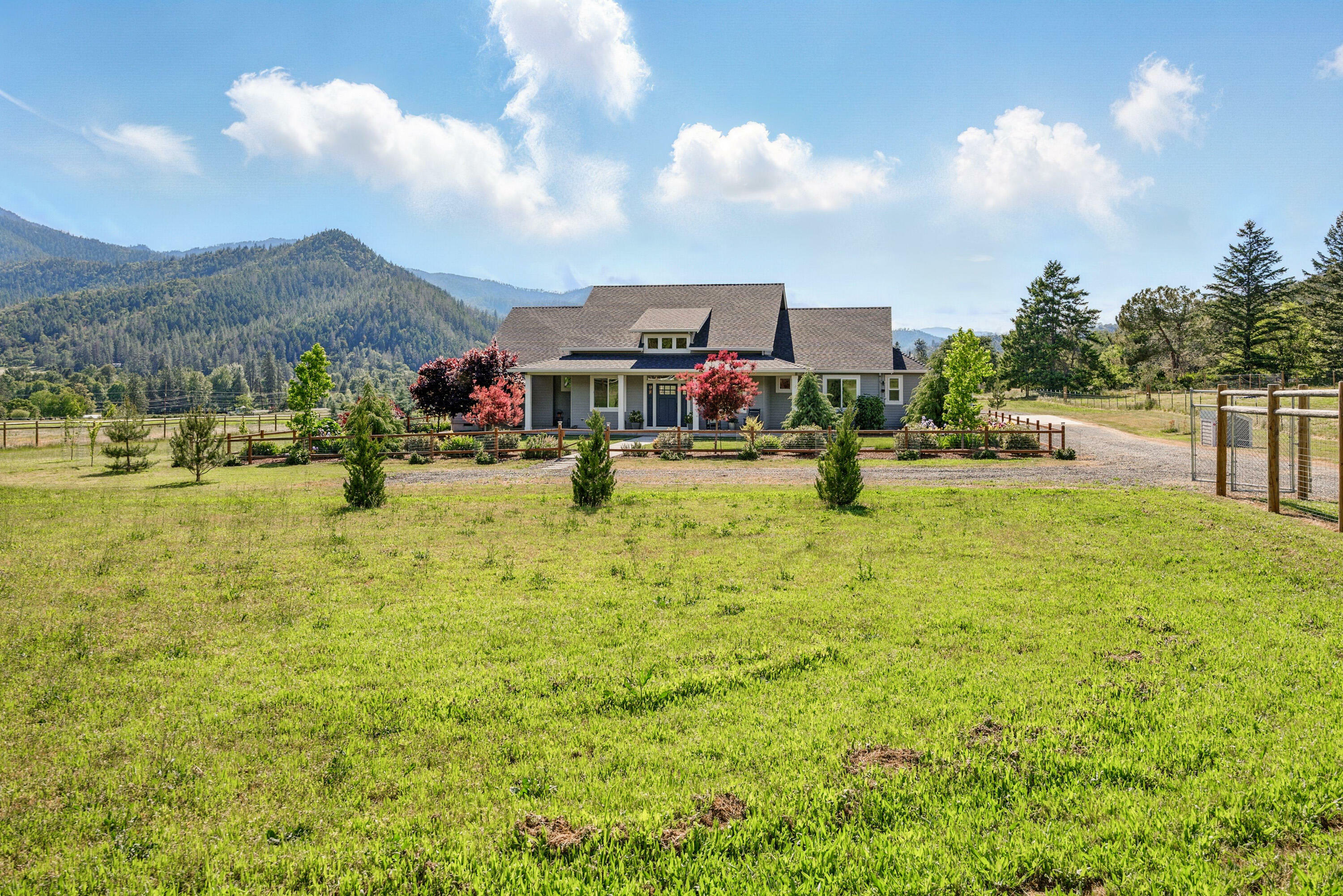 Property Photo: 239 China Gulch Road OR 97530