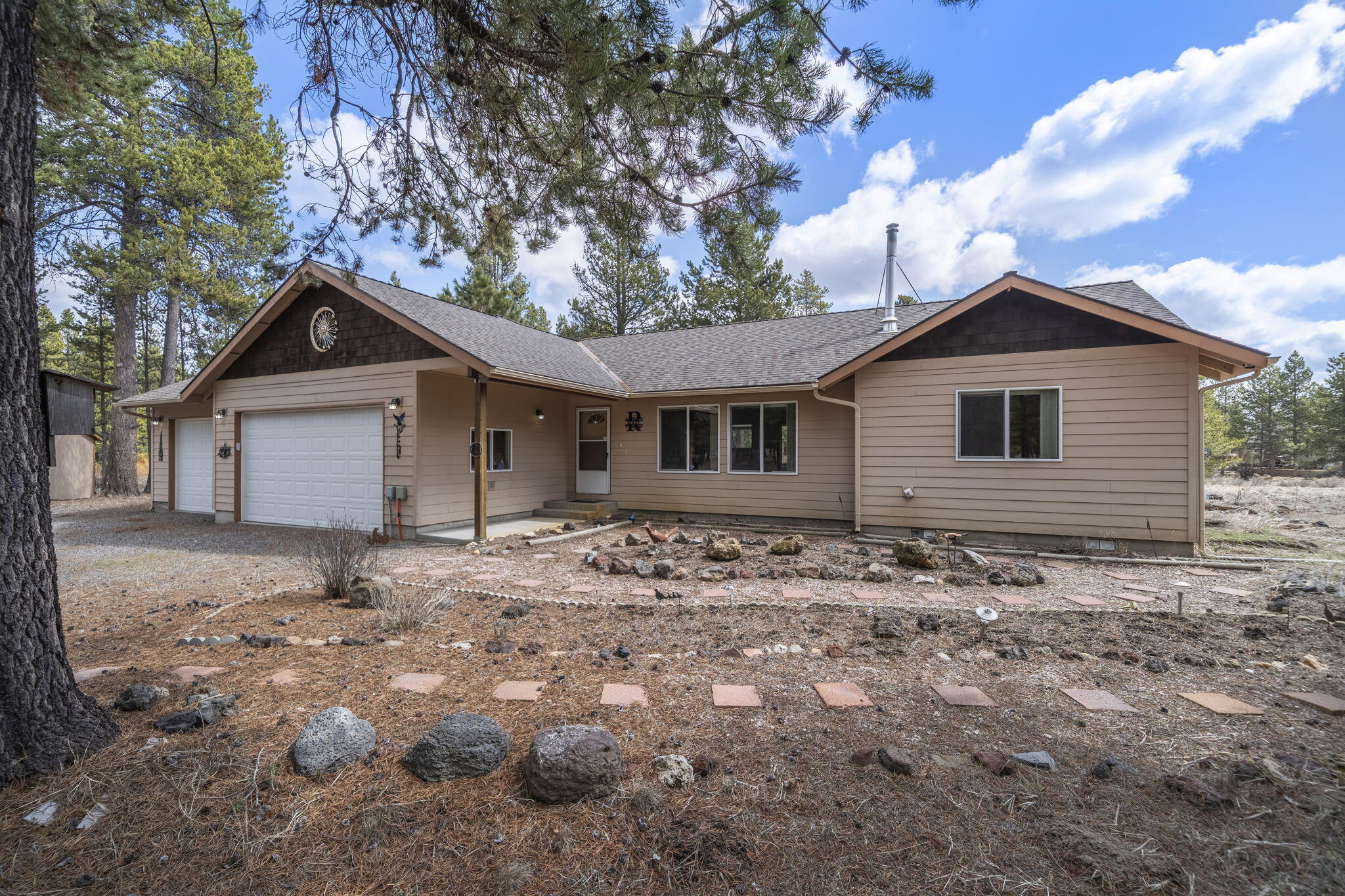 53530 Bridge Drive  La Pine OR 97739 photo