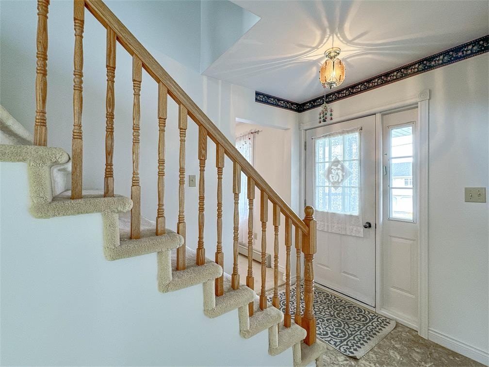 Property Photo: 633 Queen Street PE C1A 9C7