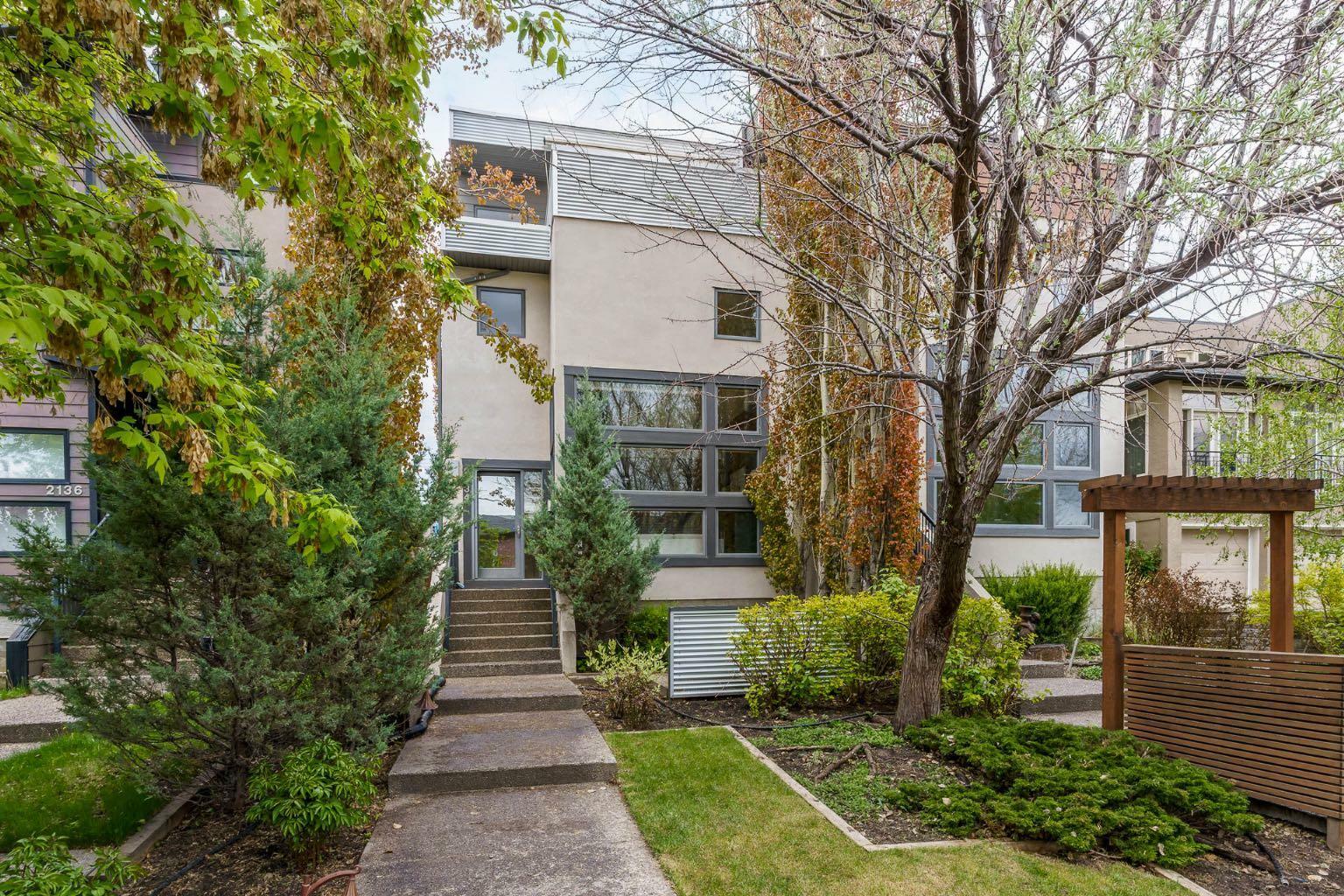 Property Photo:  2134 30 Avenue SW  AB T2T 1R4 