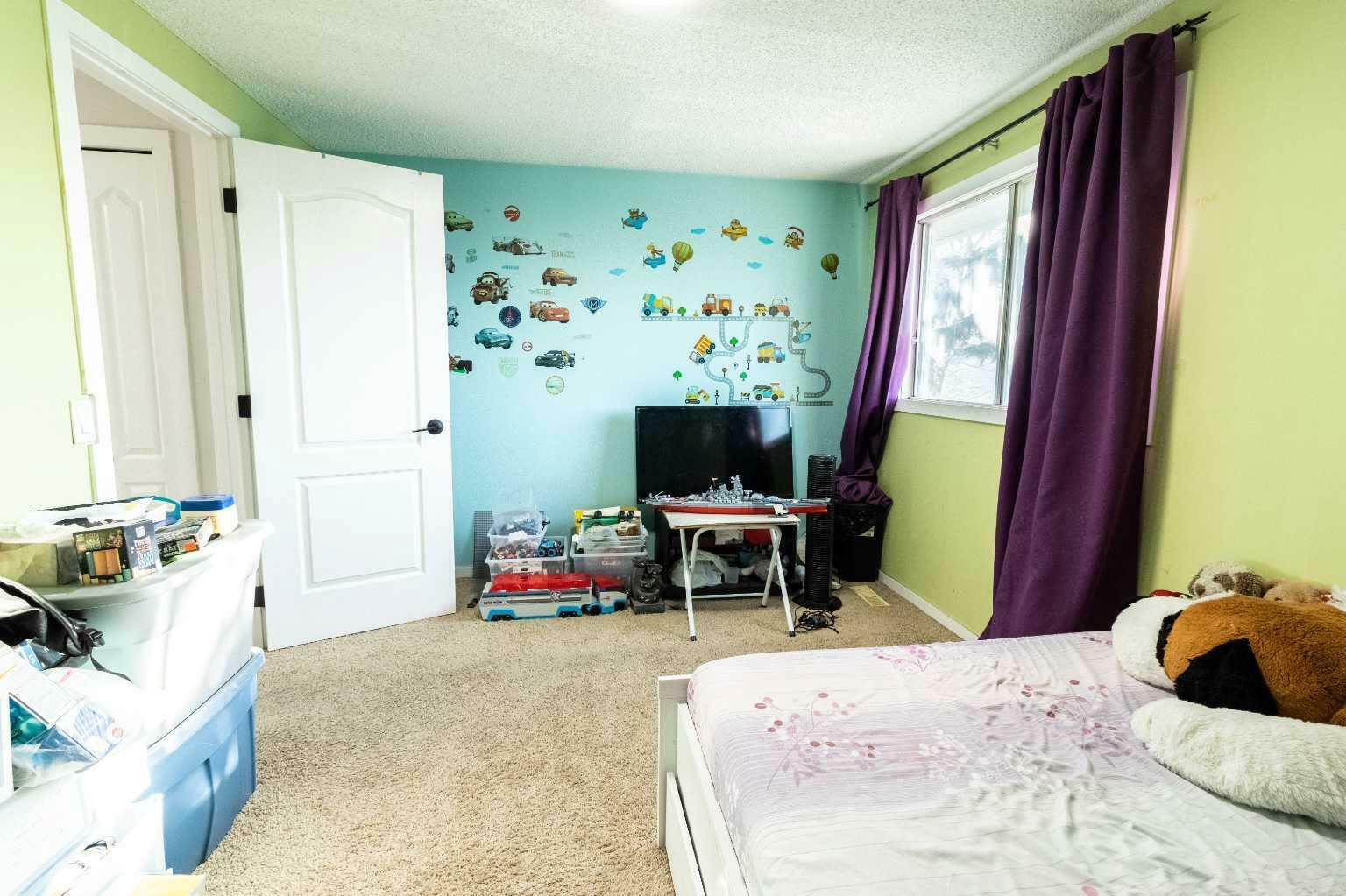 Property Photo: 1155 Falconridge Drive NE 78 AB T3J 1E1