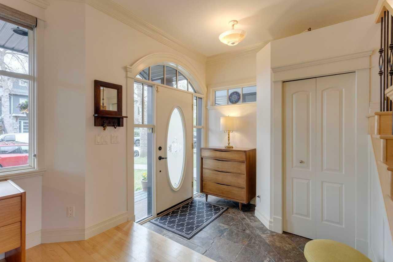 Property Photo: 628 27 Avenue NW AB T2M 2J1