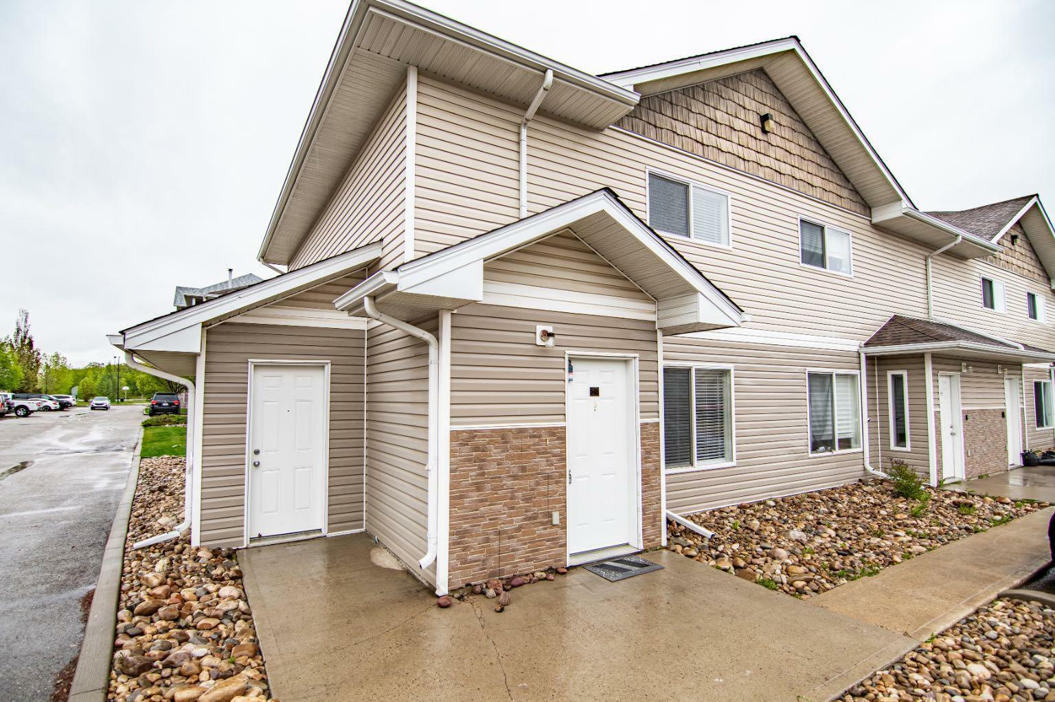 Property Photo: 100 Jordan Parkway 585 AB T4P 0B6