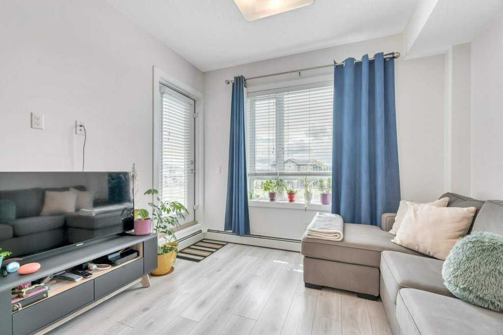 Photo de la propriété:  76 Cornerstone Passage NE 1321  AB T3N 0Y5 