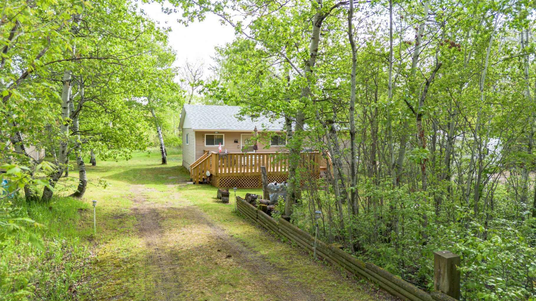 Property Photo: 14 &Amp 16 4 Street AB T0C 2L0