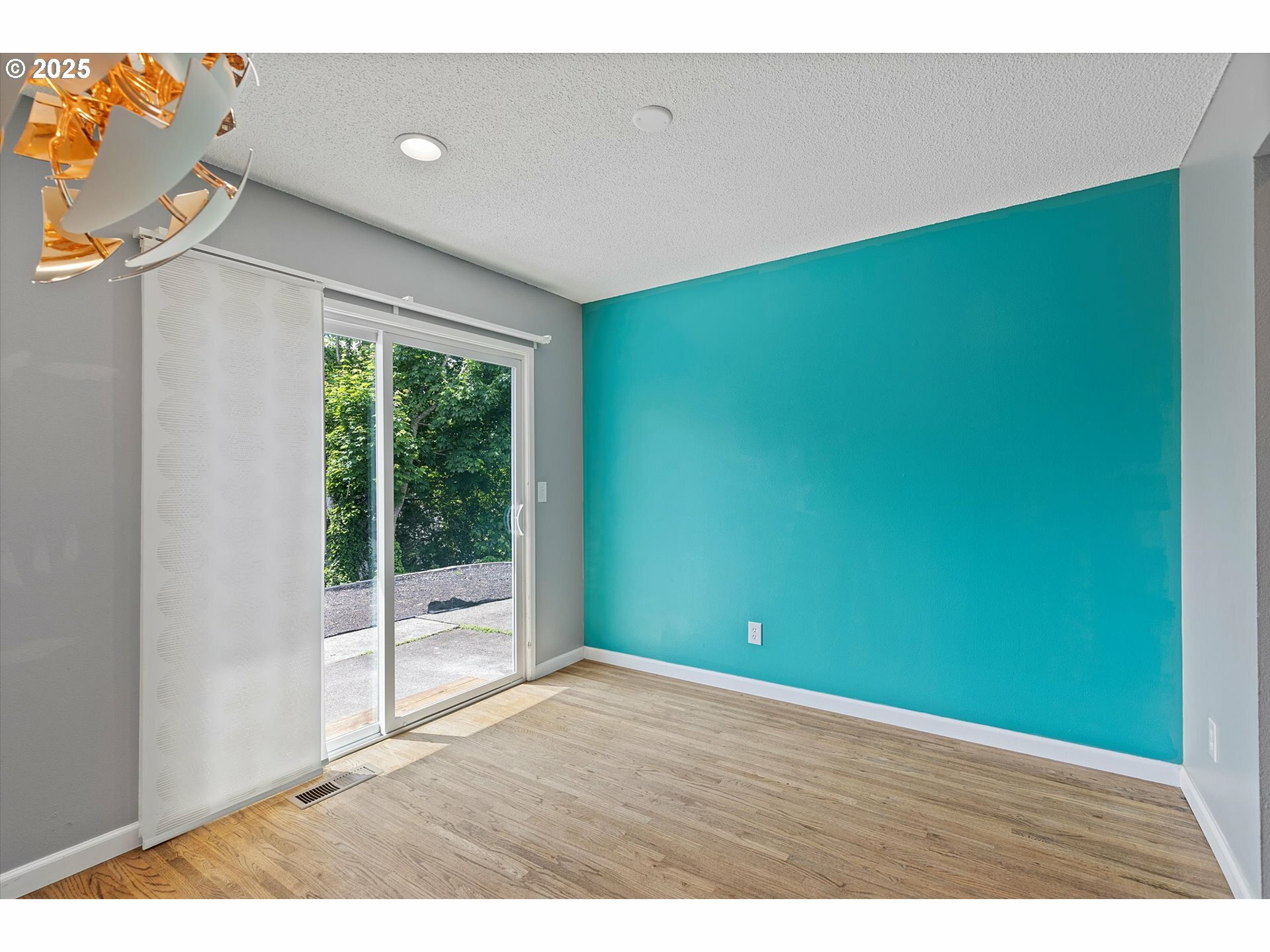 Property Photo: 721 NW 76th St WA 98665