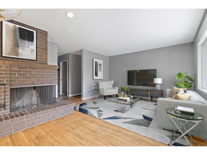 Property Photo:  721 NW 76th St  WA 98665