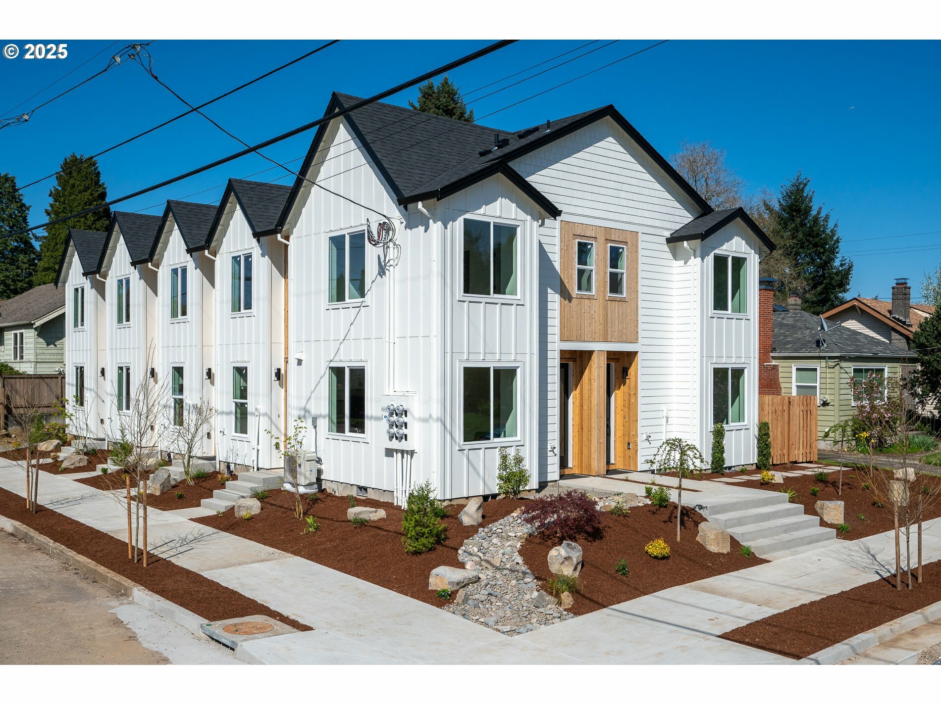 330 NE 58th Ave  Portland OR 97213 photo