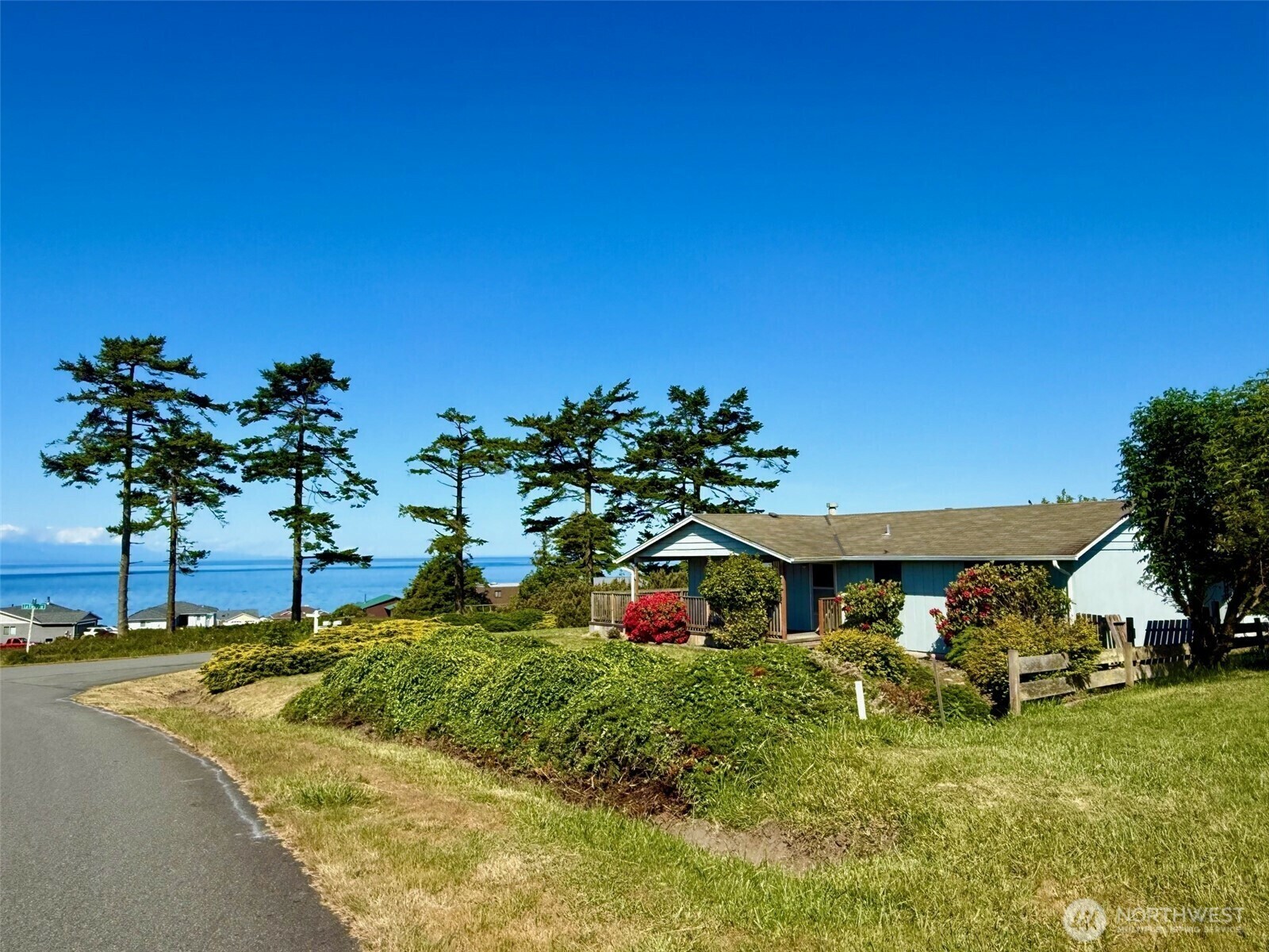 716  La Fiesta Street  Coupeville WA 98239 photo