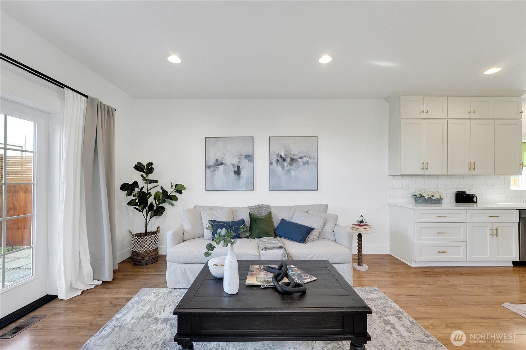 Property Photo: 10230 17th Avenue SW WA 98146