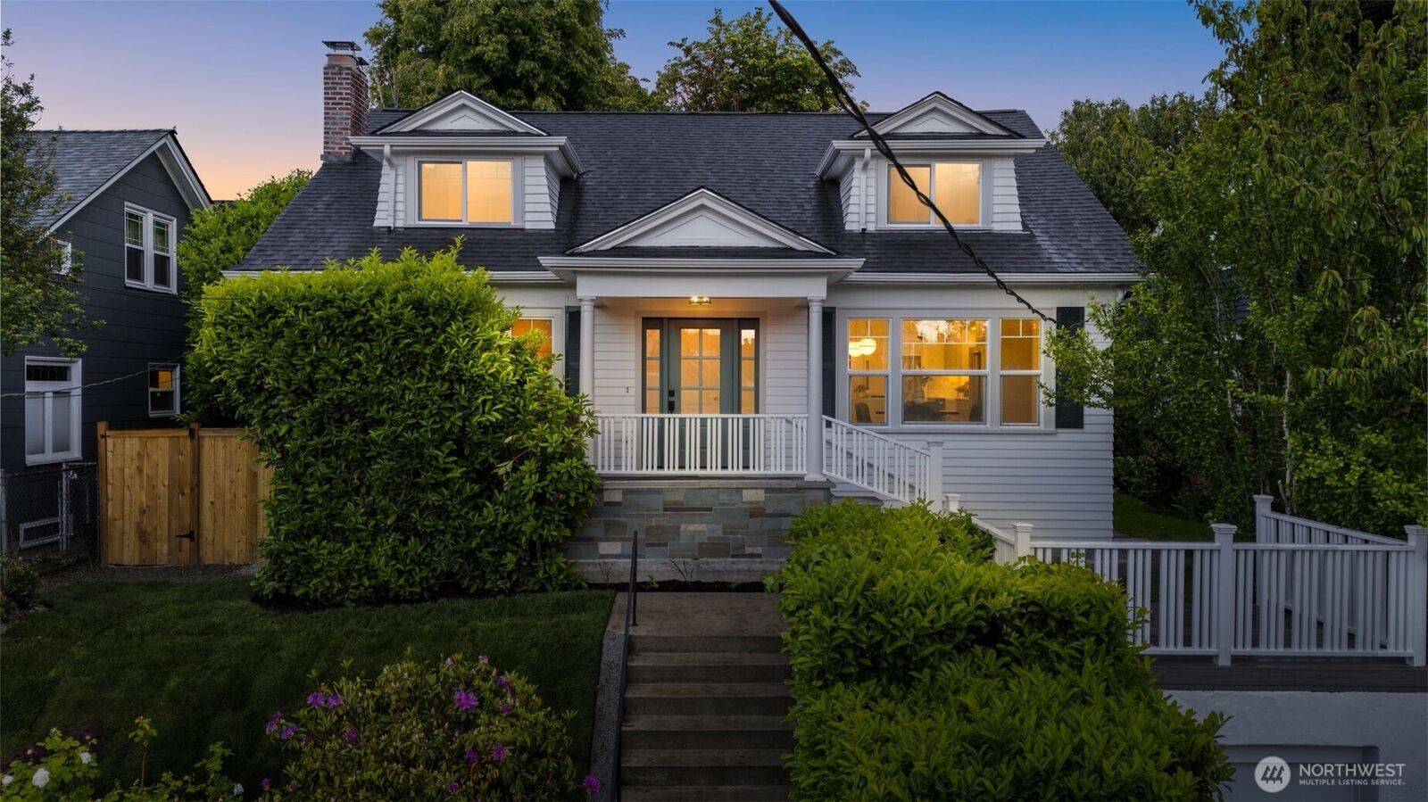 Property Photo: 3111 Broadway E WA 98102