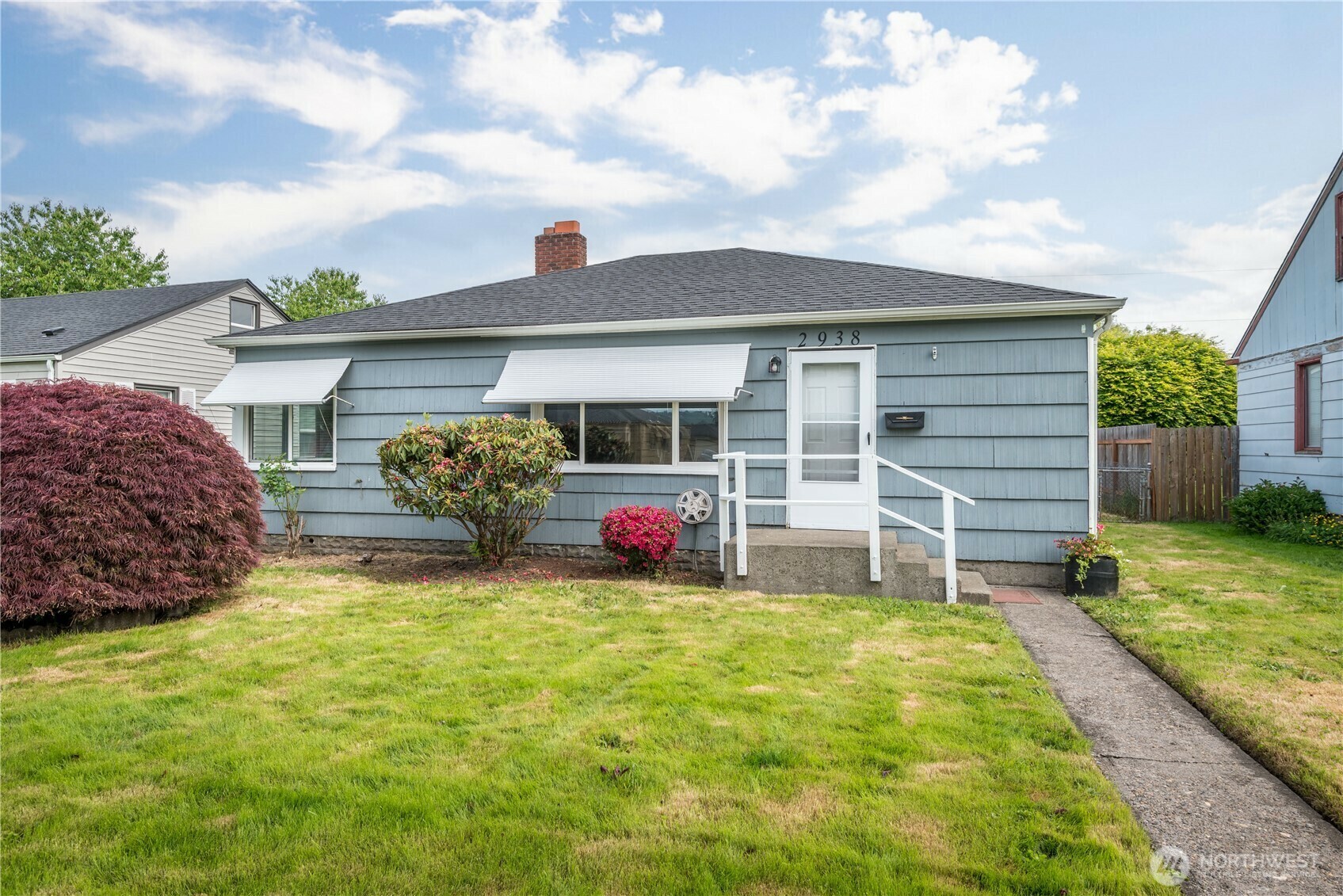 Property Photo: 2938 Field Street WA 98632