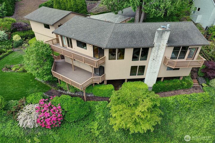 Property Photo: 9430 Hoeder Lane WA 98011