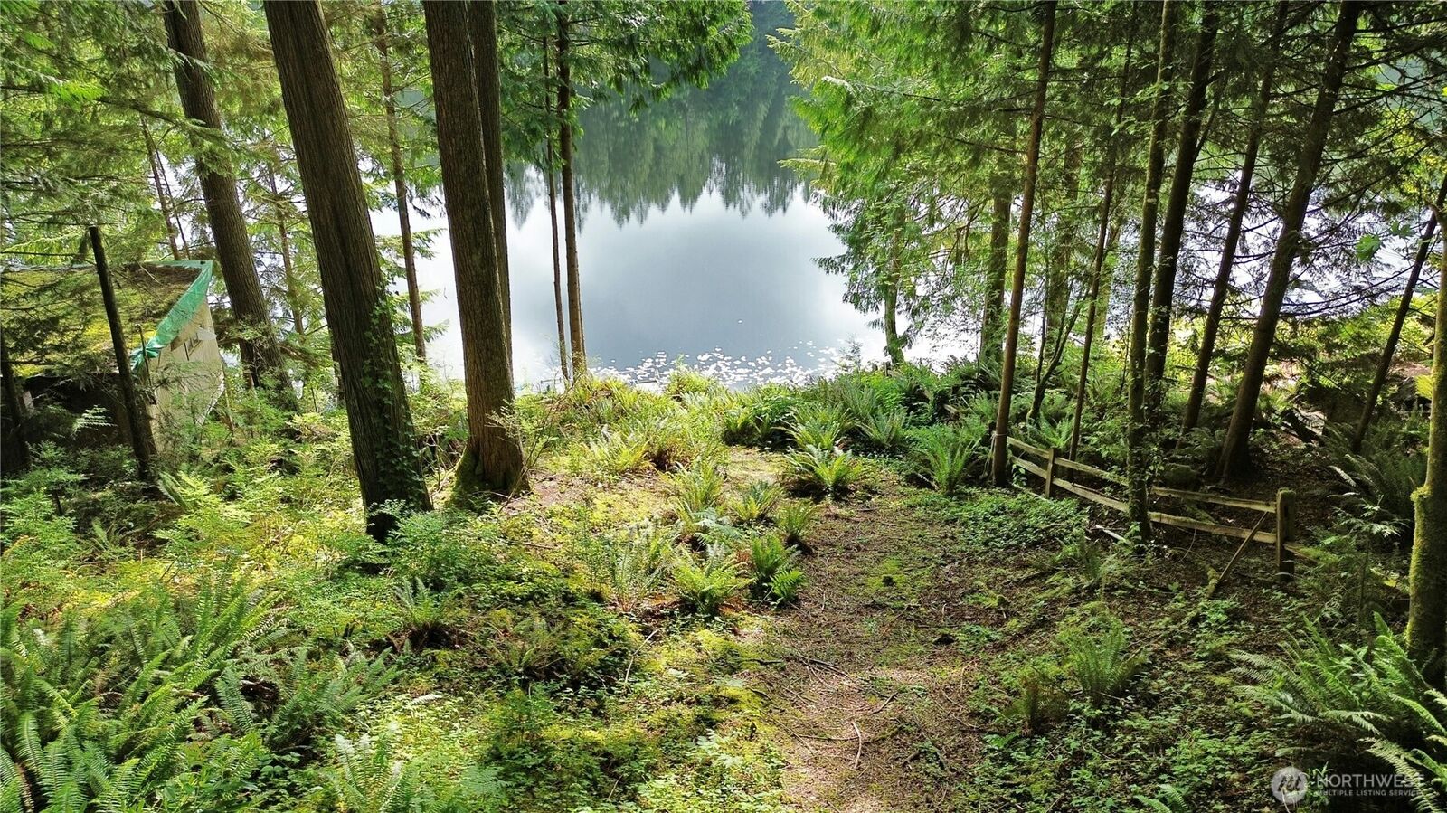 Property Photo: 3304 W Ames Lake Drive NE WA 98053