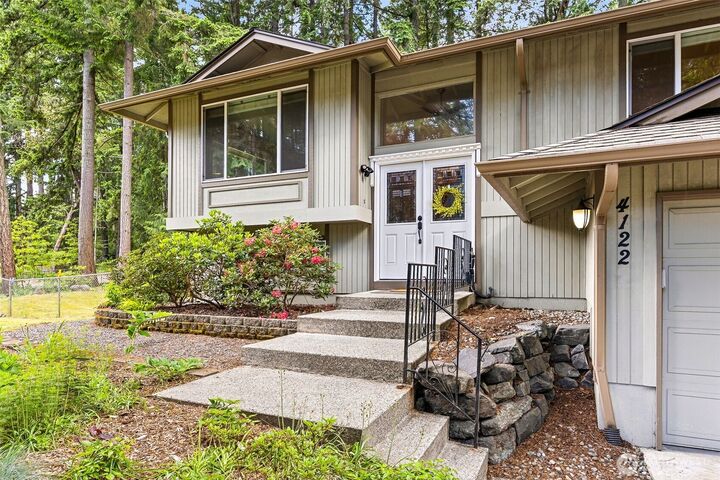 Property Photo: 4122 69th Avenue Ct NW WA 98335