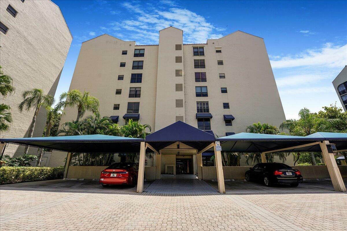 Property Photo: 7572 Regency Lake Drive 501 FL 33433