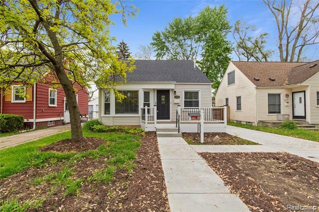 Property Photo: 3362 Ellwood Avenue MI 48073