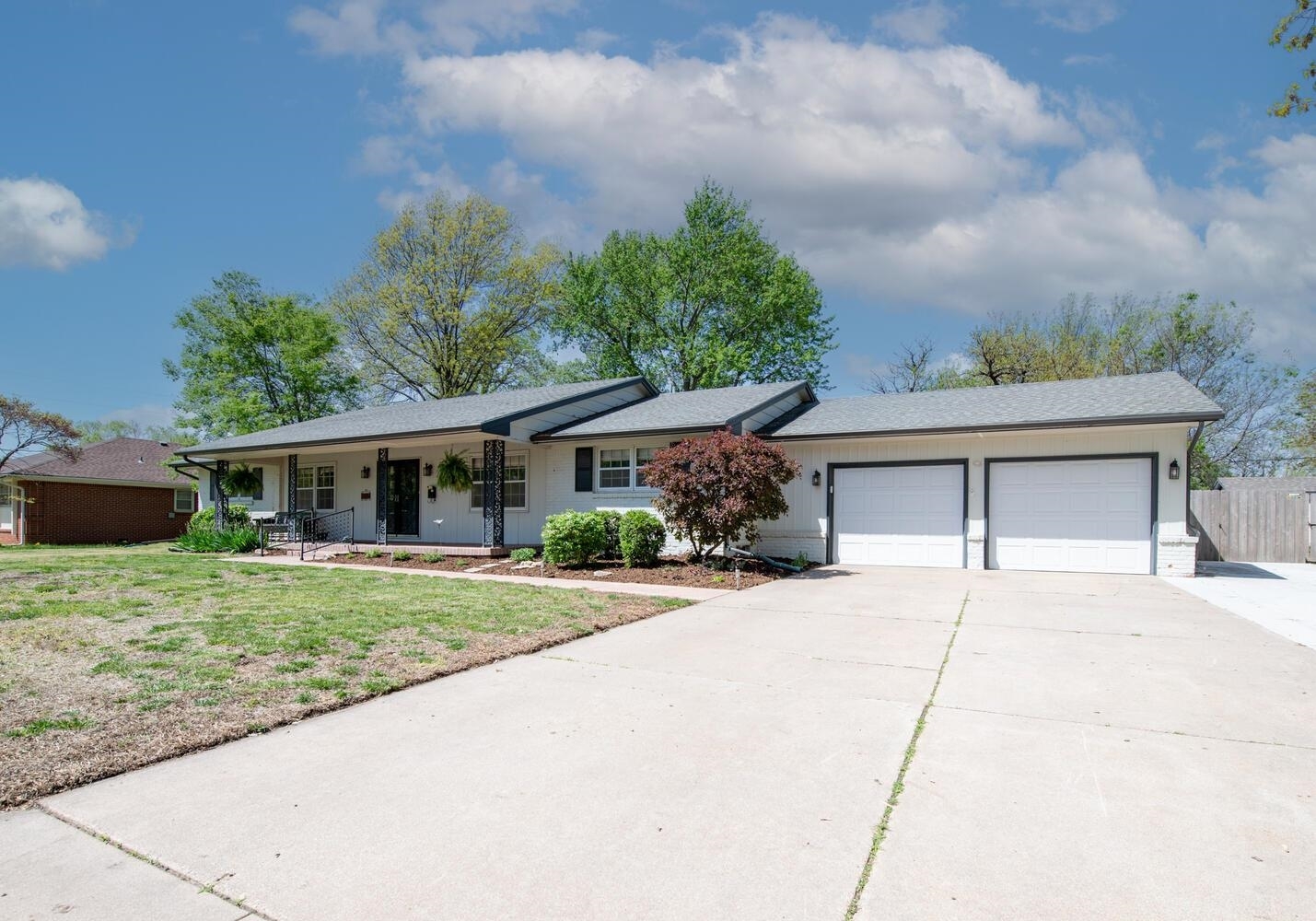 Property Photo: 1805 Kevin St KS 67208