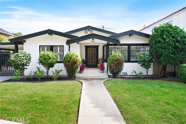 538 Palisades Avenue  Santa Monica CA 90402 photo