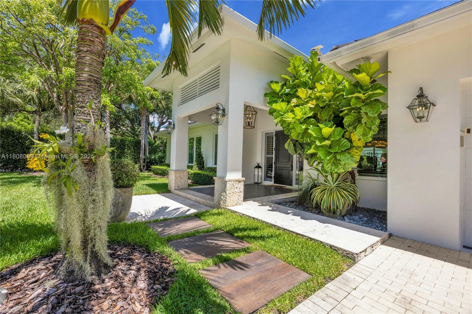 Property Photo: 7495 SW 105th Ter FL 33156