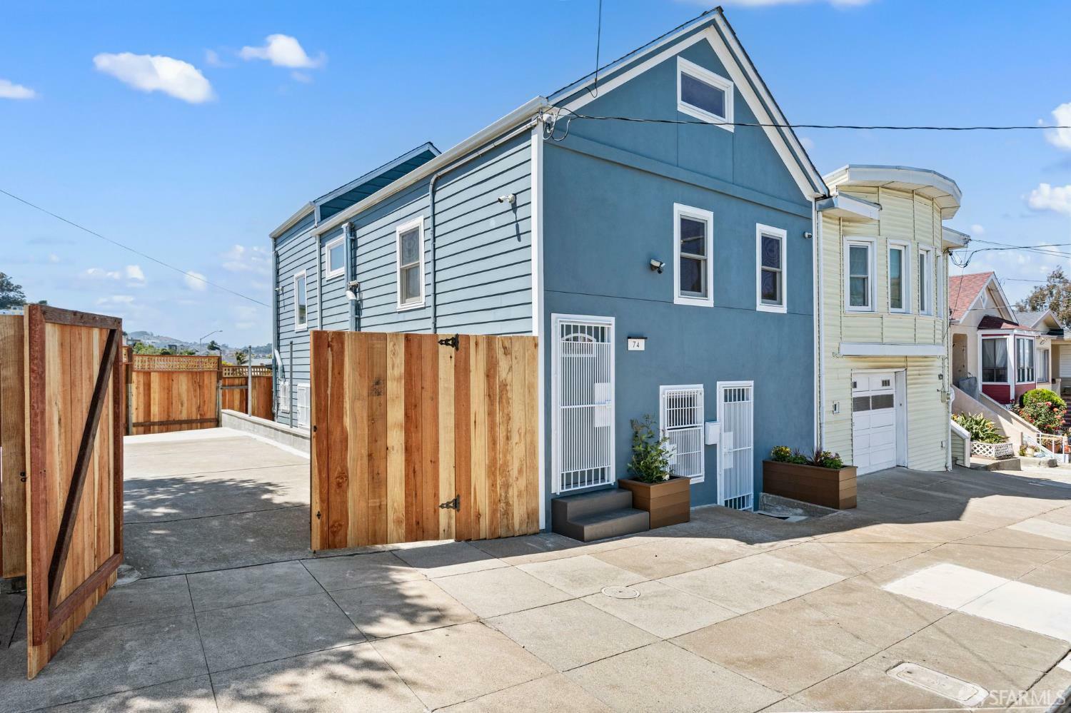 Property Photo: 74 Crane Street CA 94124