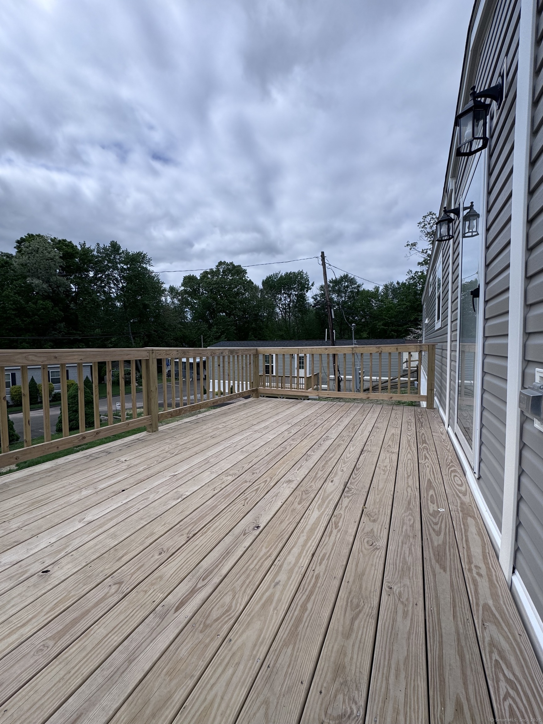 Property Photo: 7 Middle Terrace CT 06066