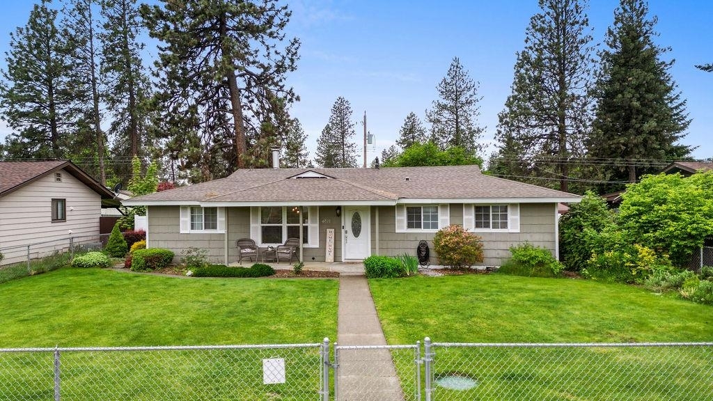 Property Photo: 6721 N Washington St WA 99208