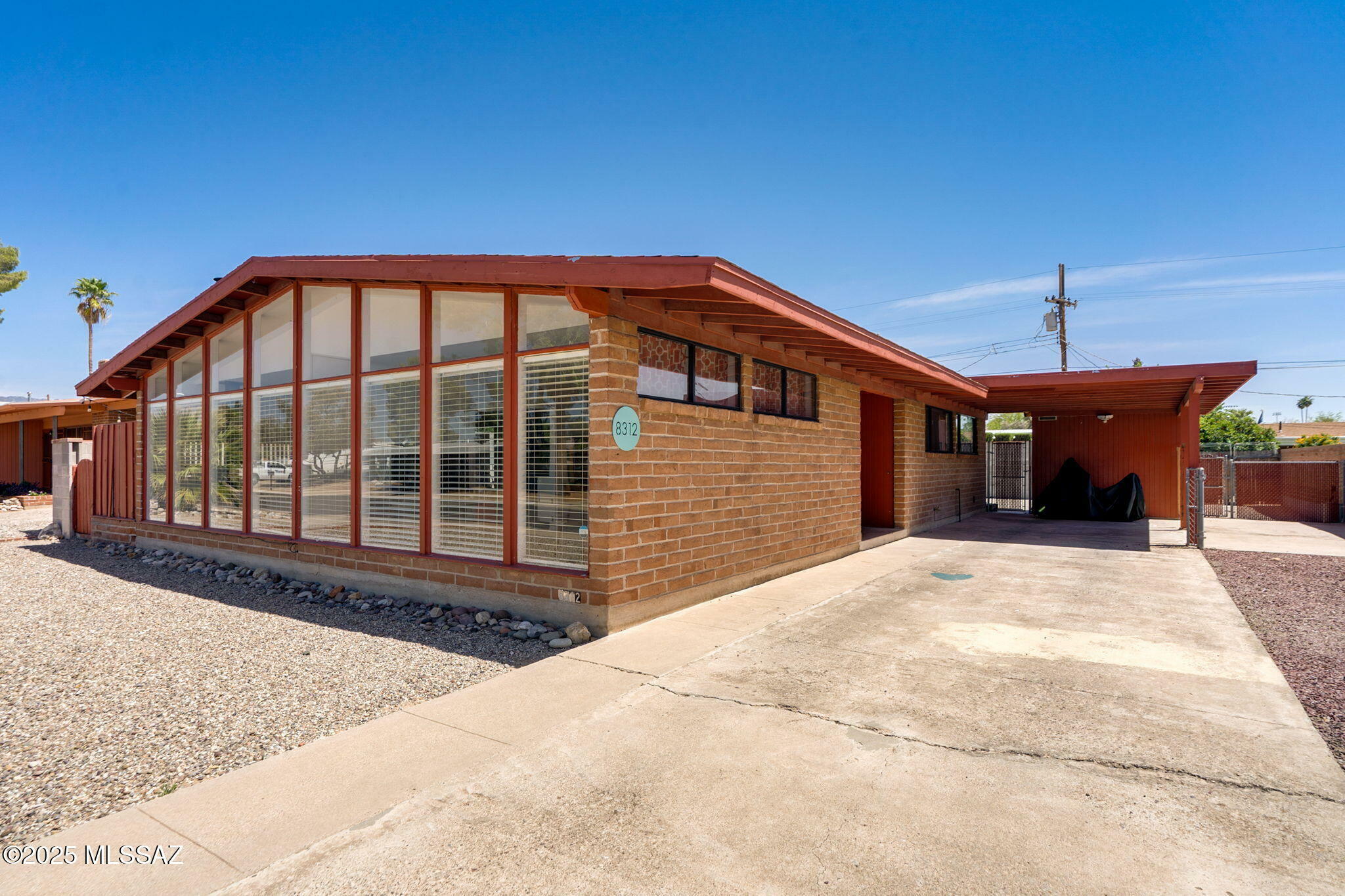 Property Photo: 8312 E Koralee Place AZ 85710