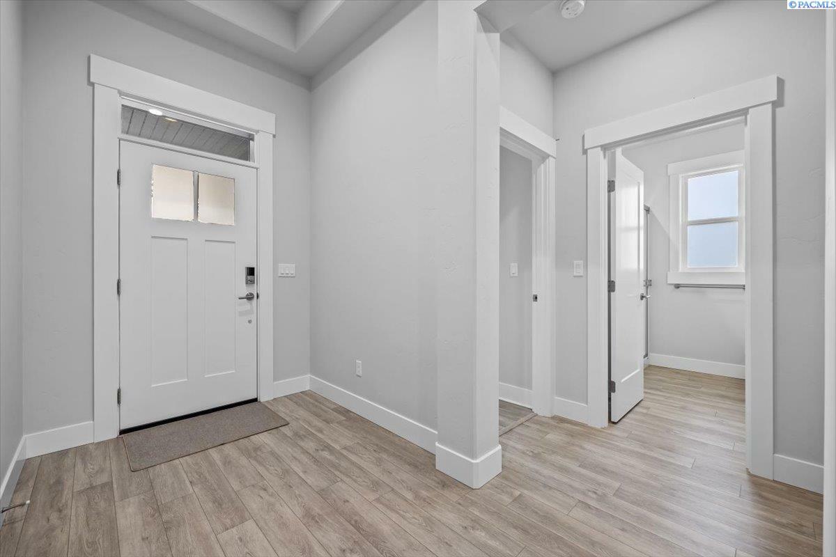 Property Photo: 3149 Wild Canyon Way WA 99354-7802