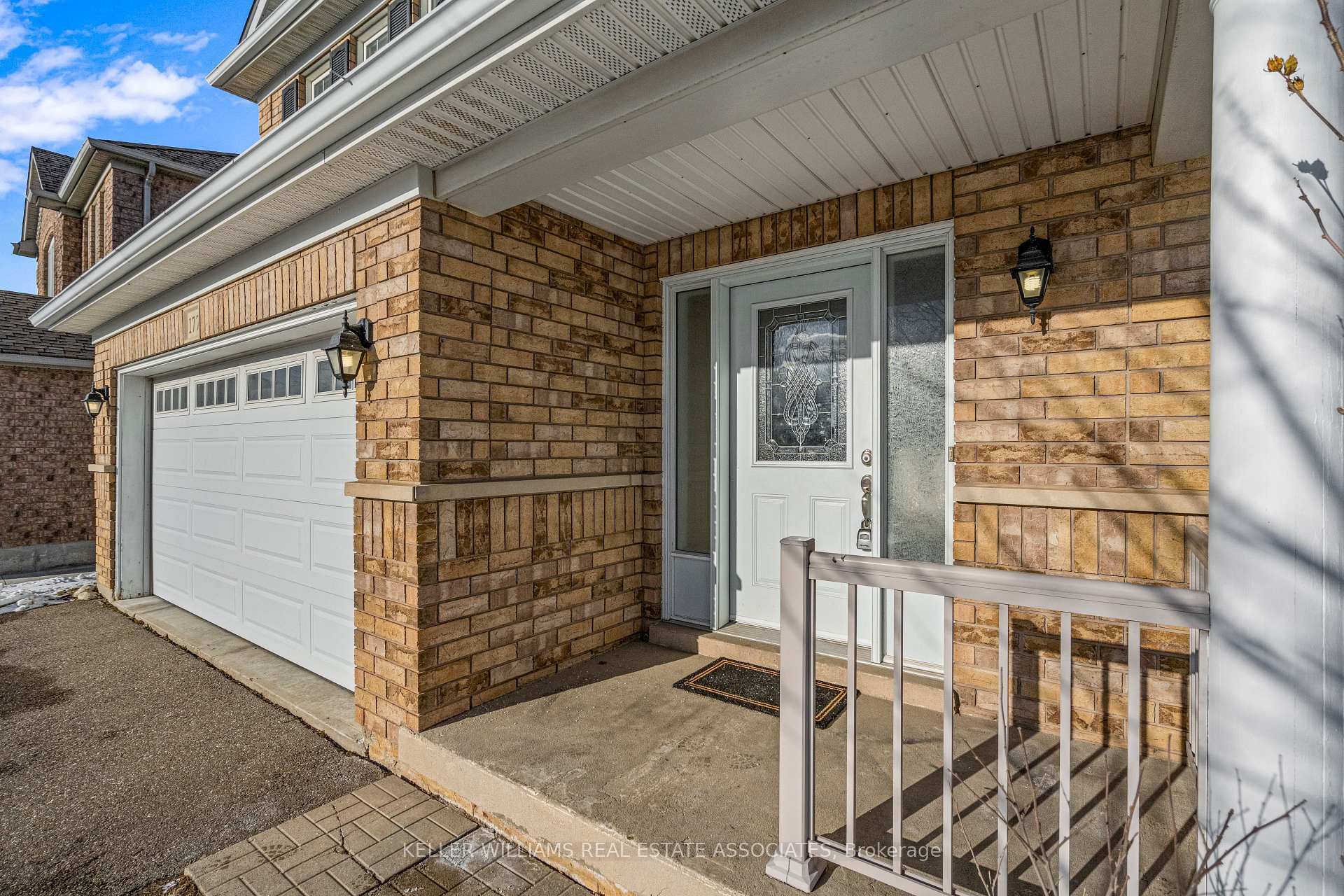 Property Photo: 177 Sunny Meadow Boulevard ON L6R 2Z2