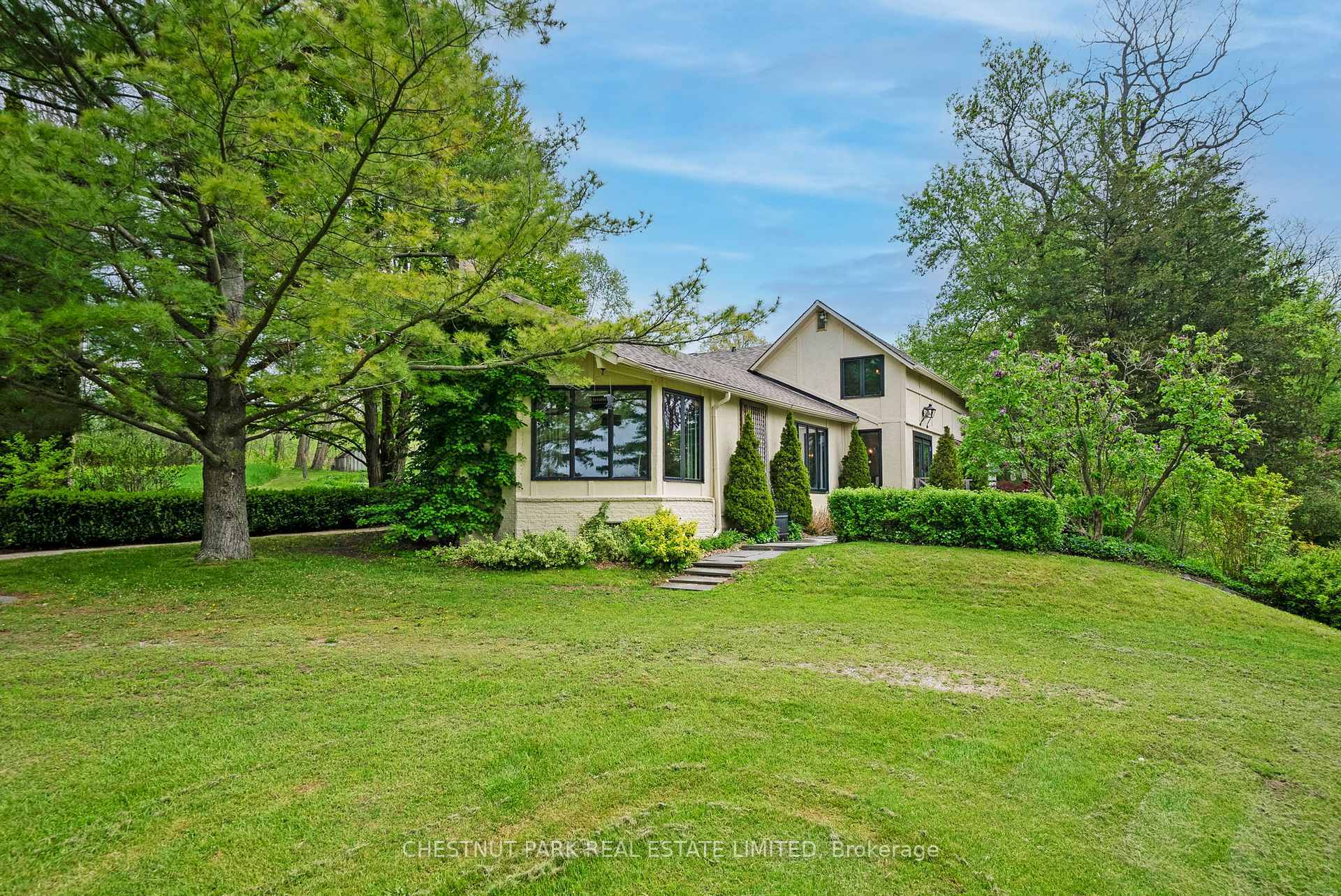 Property Photo: 290 Haynes Road ON K0K 1M0