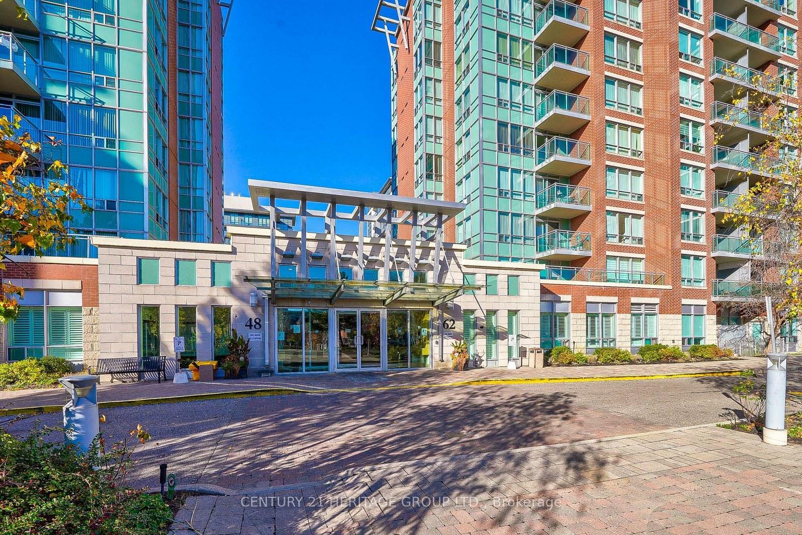 Property Photo: 62 Suncrest Boulevard 703 ON L3T 7Y6