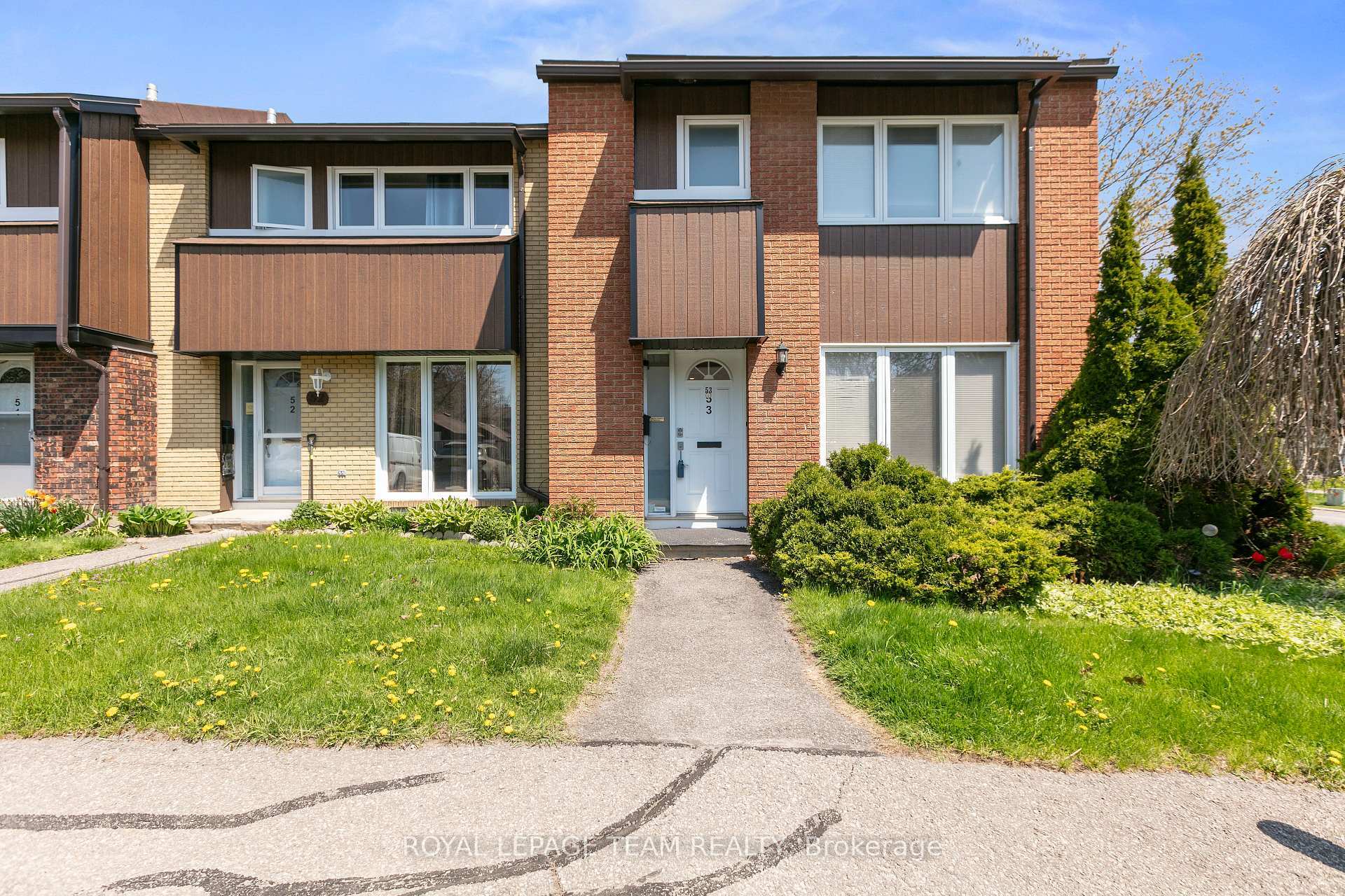 Property Photo:  1900 Marquis Avenue 53  ON K1J 8J2 